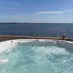 Avec & Vue Panomarique Sur L'etang Villa Pérols